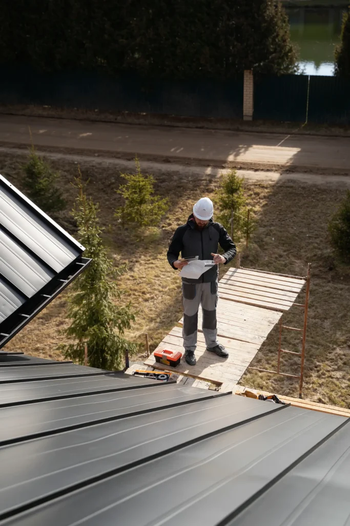 Roof edge inspection by contractor